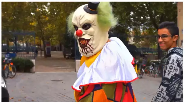 JE SUIS UN CLOWN FARCEUR !! "PRANK"