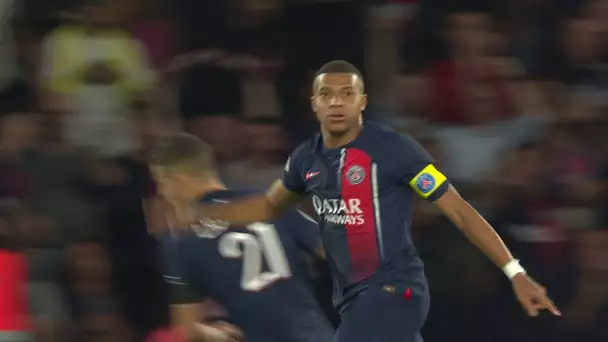 La géniale reprise de volée de Kylian Mbappé !