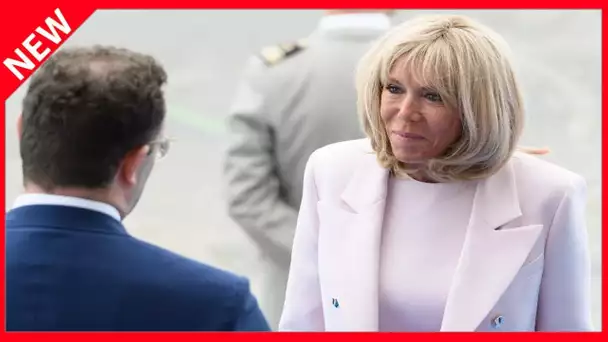 ✅  Brigitte Macron gênante : à l’Elysée, certains ont essayé de l’évincer