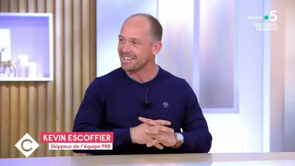 Kevin Escoffier, sauvé des eaux - C à Vous - 14/12/2020