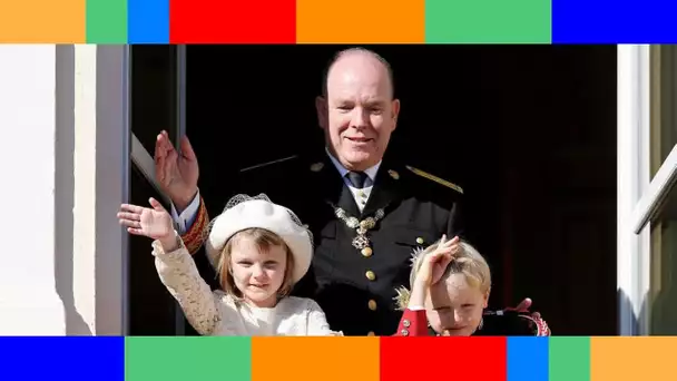 Prince Albert de Monaco  Jacques et Gabriella méconnaissables au ski avec leur papa