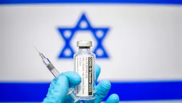 Israël : pourquoi la quatrième dose du vaccin Covid est-elle suspendue ?