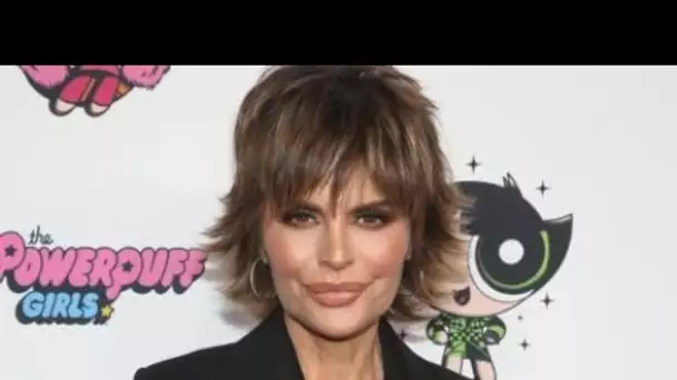 PHOTOS Lisa Rinna (Melrose Place) entièrement nue à 56 ans : elle sidère les...