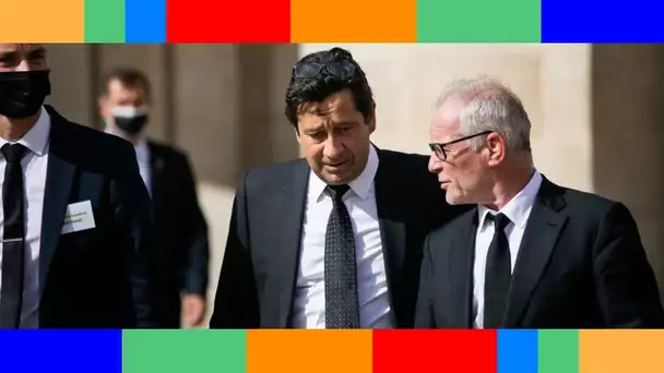 ✟  Hommage à Jean-Paul Belmondo : Laurent Gerra éconduit un journaliste très maladroit