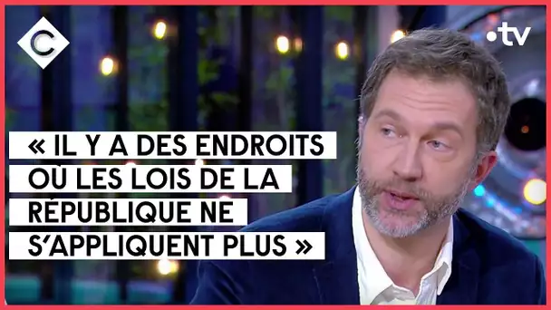 Le 5/5 - Insécurité : la France se donne-t-elle les moyens d'en finir ? - C à Vous - 01/03/2022