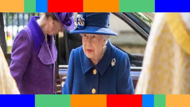 Elizabeth II  comment a t elle pris l’absence de la princesse Anne à Noël