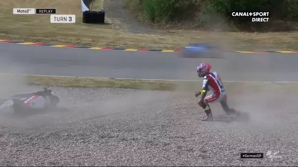 Chute pour Sam Lowes lors des essais libres 2 !