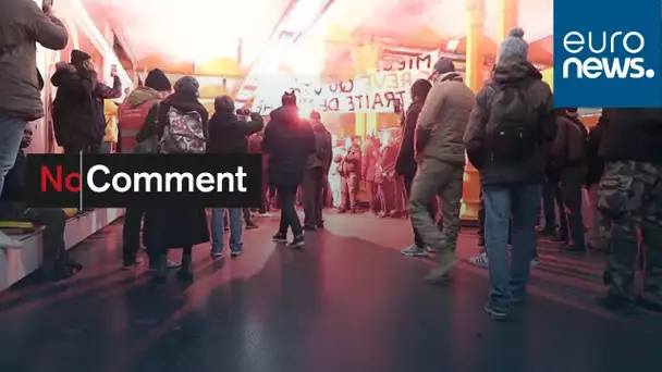 France : manifestation "surprise" dans le métro parisien