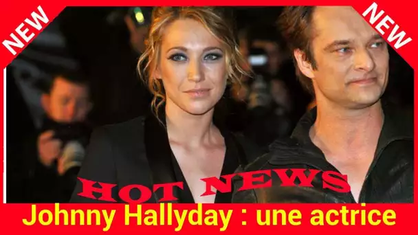 Johnny Hallyday : une actrice révèle que le rockeur avait le trac face à David et Laura Smet