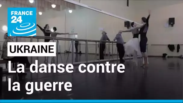 Ukraine : à Kiev, les danseurs étoiles préparent leur tournée à Paris • FRANCE 24