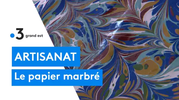 Artisanat d'art : la technique du papier marbré