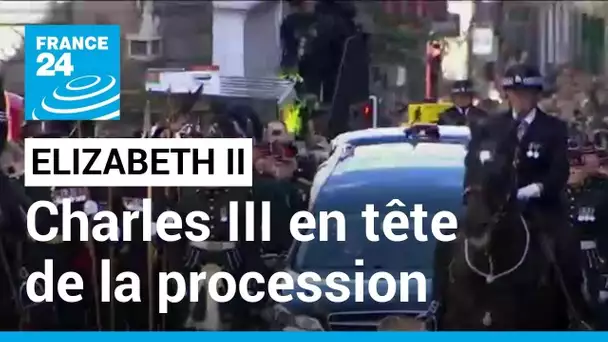 Hommages à Elizabeth II à Edimbourg : "Un silence quasi religieux" lors de la procession royale