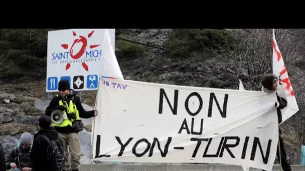 Les opposants à la ligne ferroviaire Lyon-Turin déterminés à manifester, malgré l'interdiction