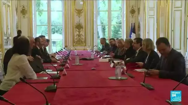 Remaniement ministériel : "le gouvernement reste centré autour des figures de la Macronie"