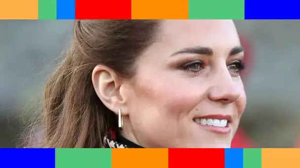 Kate Middleton  ses mots touchants glissés à la princesse Charlotte sur son frère George