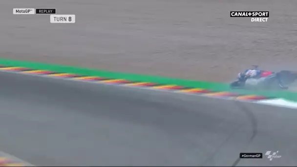 1ère chute en MotoGP pour Bagnaia