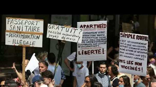 En France, une nouvelle journée de mobilisation contre le passe sanitaire • FRANCE 24