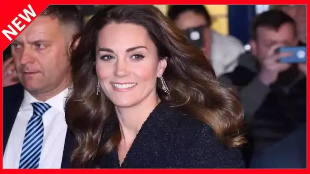 ✅  Kate Middleton : c’est « elle seule qui tient la famille royale et soutient William » depuis la c