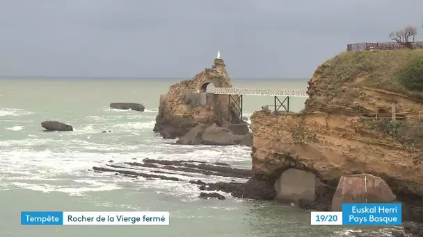 Le Rocher de la Vierge à Biarritz endommagé par la tempête Justine