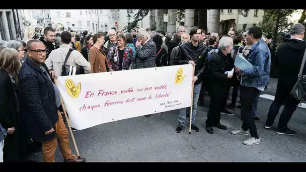 À Besançon, un rassemblement de soutien à la mère voilée insultée au conseil régional de Bourgogne