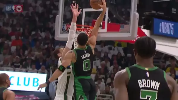 Jayson Tatum Rises UP For The Huge Flush 🤯