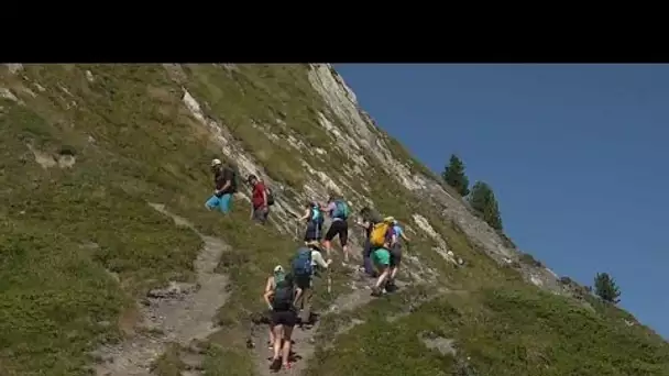 Dans les Alpes suisses, des randonnées pour vaincre sa peur du vide