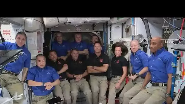 Arrivés à bord de l'ISS, les spationautes entament une mission de six mois