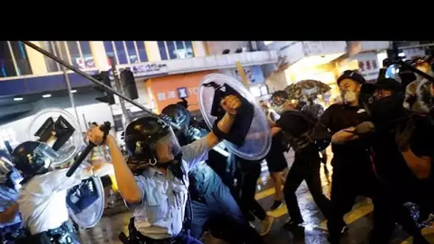 Hong Kong : après le tir d'un coup de feu, la police se justifie