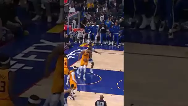 Andrew Wiggins Drops The Hammer