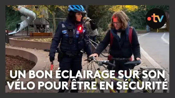 Sécurité à vélo, "On doit briller pour être vus", les équipements indispensables pour rouler la nuit