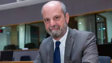 Covid-19 : Jean-Michel Blanquer au cœur d'un énorme scandale sur le protocole de santé à l'école