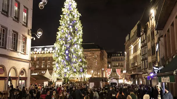 Marché de Noël de Strasbourg : après deux années de Covid, les commerçants rouvrent leurs cabanes