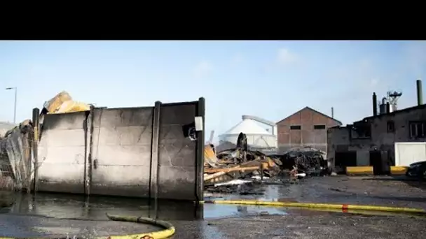 L'incendie à Rouen éteint, "aucun risque" pour l'eau potable