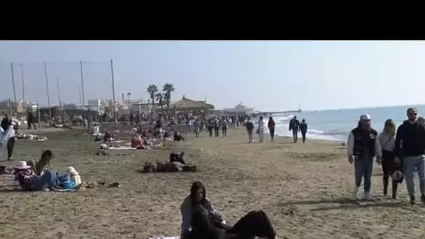 Le printemps avant l'heure sur les plages italiennes