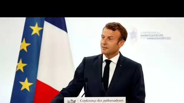 Emmanuel Macron appelle les ambassadeurs à jouer un "rôle de puissance d'équilibre"