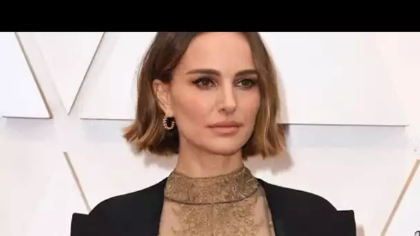 Oscars 2020: Natalie Portman se dit "d'accord" avec les critiques de sa tenue féministe