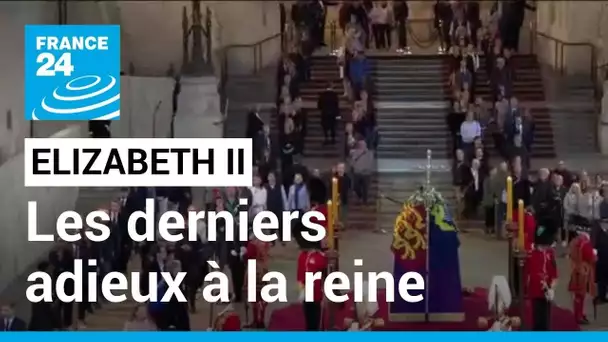 Royaume-Uni : des heures d'attente pour voir le cercueil d'Elizabeth II à Westminster • FRANCE 24