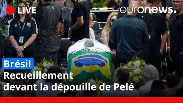 En direct | Brésil : recueillement devant la dépouille de Pelé