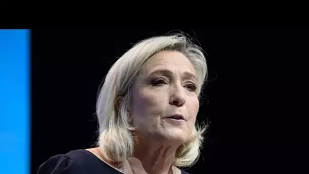 Marine Le Pen estime qu'«il ne restera à Macron que la démission» pour sortir d'une crise politique