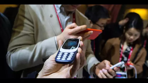 Téléphone : ces Français qui abandonnent leurs smartphones pour déconnecter du digital