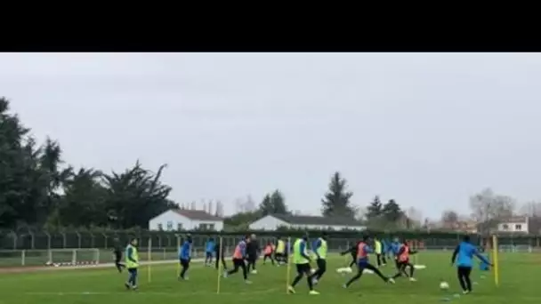 Un joueur de football de N2 interpellé par la police en plein entraînement