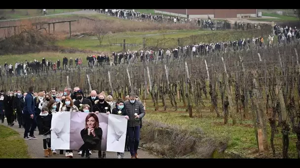 "La douleur ne s'effacera jamais" : émotion lors de l'hommage à Estelle Luce, DRH assassinée en A…