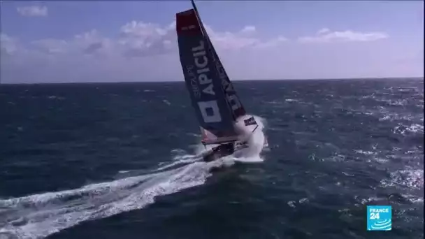 Vendée Globe : Burton prend la seconde place, aux basques de Dalin