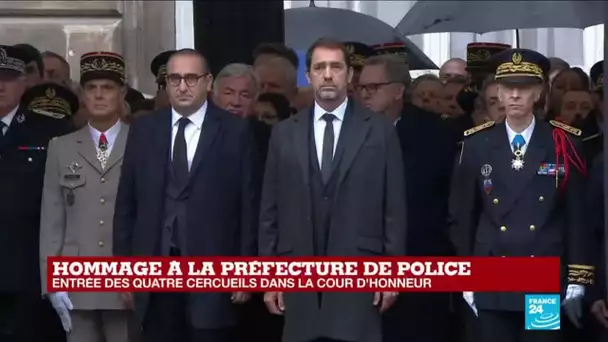 Hommage à la préfecture de police : entrée des quatre cercueils dans la cour d'honneur