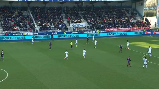 Superbe enchaînement de Stephy Mavididi avec Montpellier !