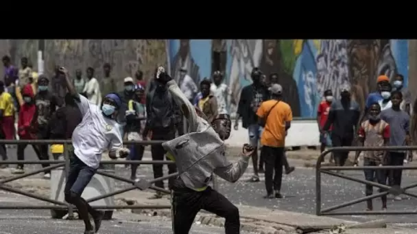 Scènes de guérilla urbaine à Dakar