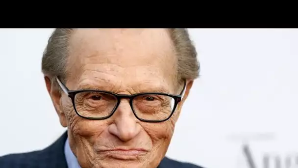 Célèbre pour ses interviews sur CNN, le journaliste américain Larry King est mort