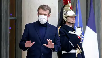 Covid-19 : Emmanuel Macron met en garde les Français contre la fin de l'année dans une vidéo TikTok