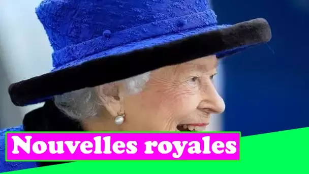 Les deux seuls contacts téléphoniques de Queen, elle répond « toujours » à « Il téléphone, elle décr