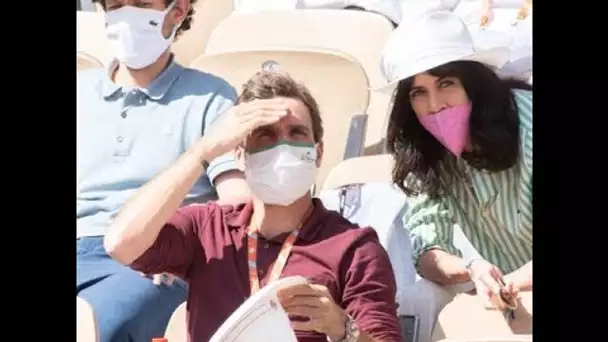 PHOTOS – Nolwenn Leroy et Arnaud Clément toujours aussi amoureux à Roland Garros